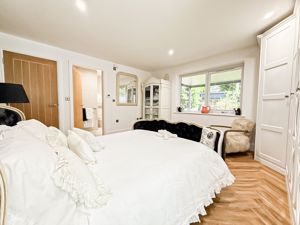 Photo 5- click for photo gallery